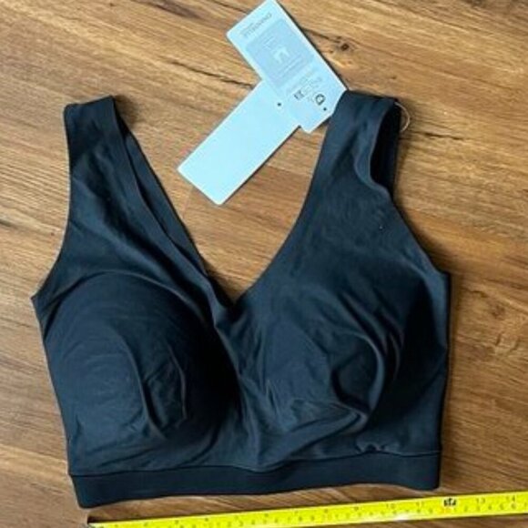 NWT Chantelle SoftStretch Padded V-Neck Bra – Black XL MSRP: $62 | Style #: C16A - Picture 9 of 11